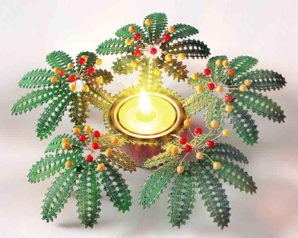 622 Klöppelbrief  Blätter für Teelichthalter "Aralie"